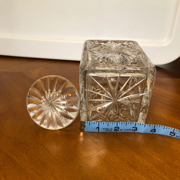 Crystal Decanter 24oz with 2"Stopper - Picture 5 of 6